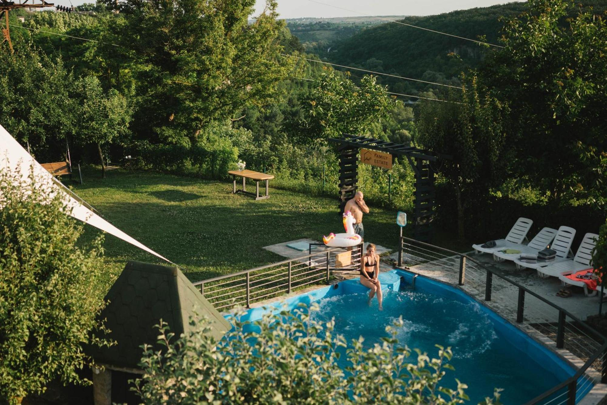 Rodynnyi Maietok Family Estate Villa Camenița Exterior foto